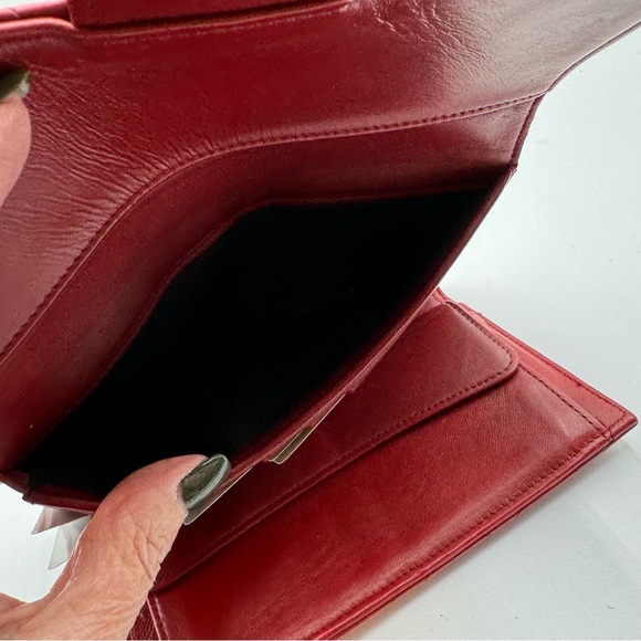 Chanel - Authentic - Lambskin Wallet - Red - Gorgeous with COA and Box - Picture 8 of 16